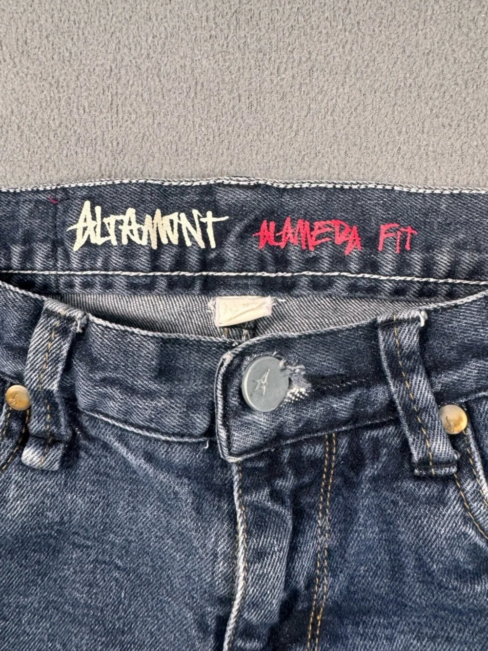 Altamont Alameda Fit Denim Jeans - Dark Wash Faded Look 28 x 28